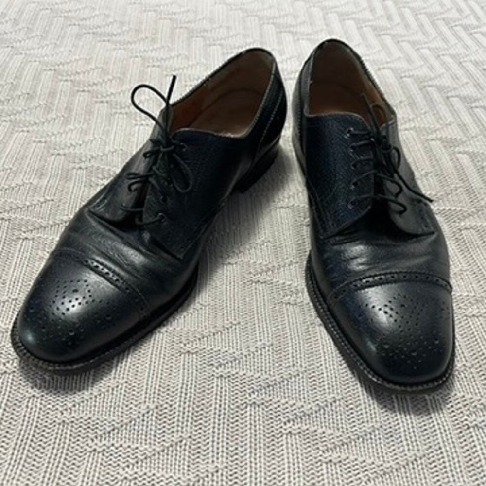 Vintage Ferragamo black leather brogue oxfrod loafers size 11